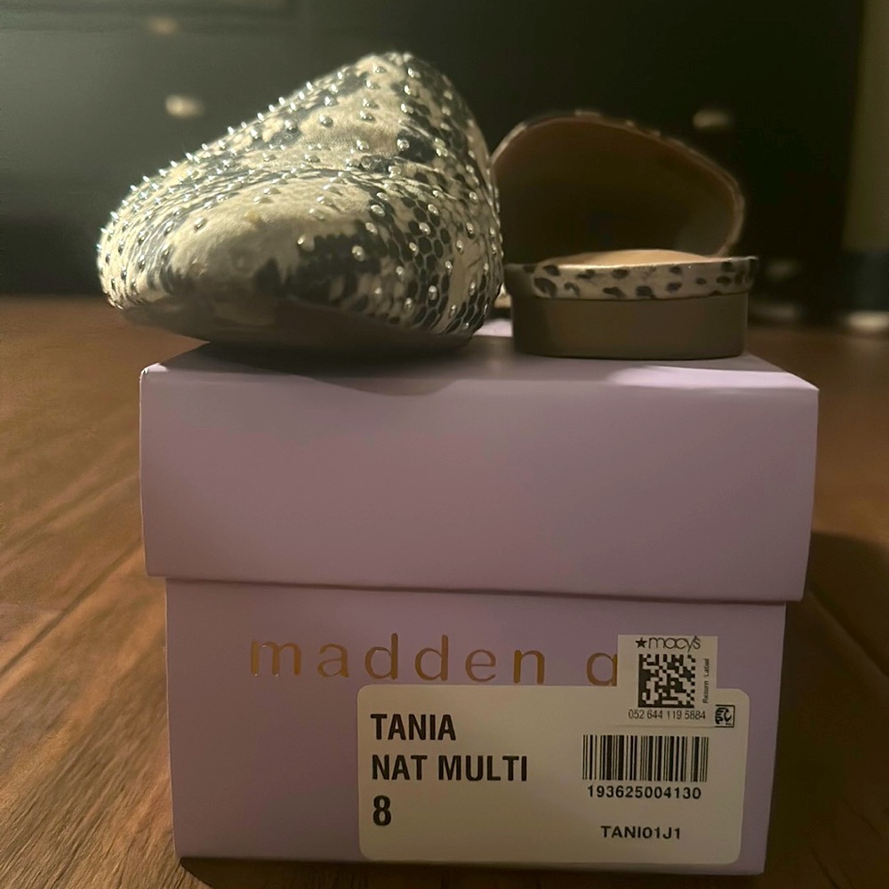 Snake print, metal stones mules